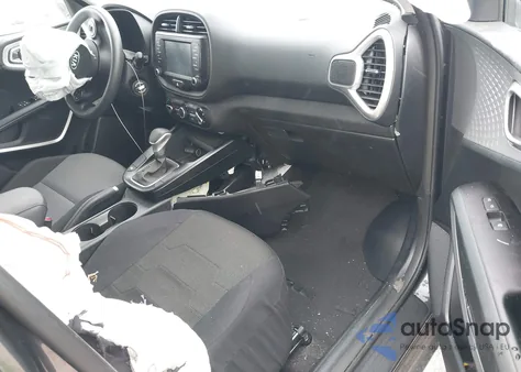 2021 Kia Soul Lx z USA, uszkodzony, nr VIN KNDJ23AU4M7759782